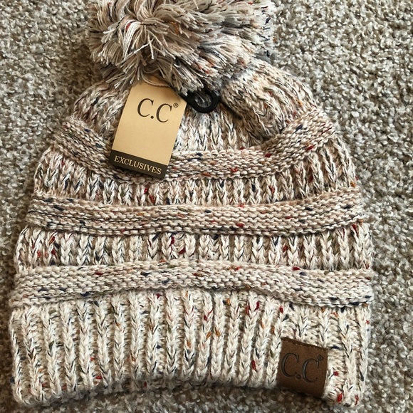 C.C Accessories - Brand new beanie with Pom!